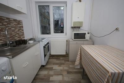 Apartament cu 2 camere decomandat în Tache - 2