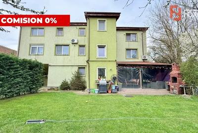 Apartament cu 3 camere semidecomandat în Giarmata