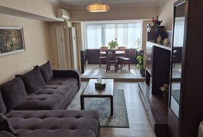 Apartament cu 3 camere decomandat, mobilat în P-ța Alba Iulia