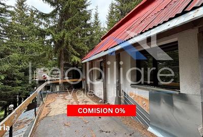 Casă cu 4 camere decomandat în Petros