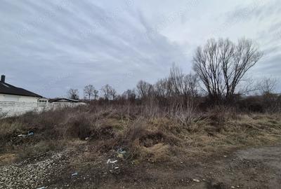 Teren de 1716 mp, în Central - 4