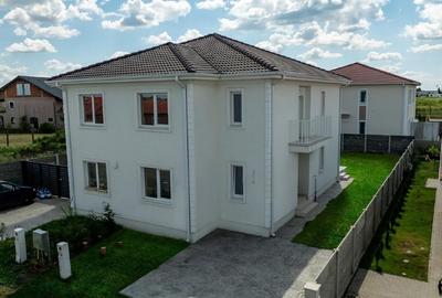 Duplex cu 4 camere cu Teren 580 Mp în Remetea Mare - 1