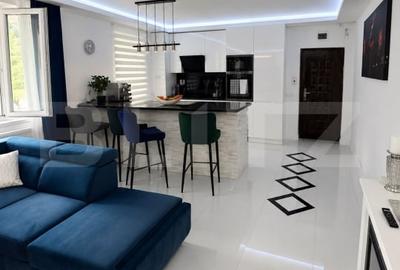 Apartament cu 2 camere semidecomandat, mobilat în Mănăștur