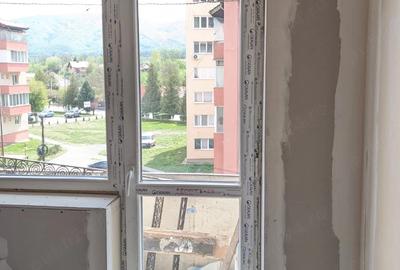 Apartament cu 2 camere decomandat în Central - 2