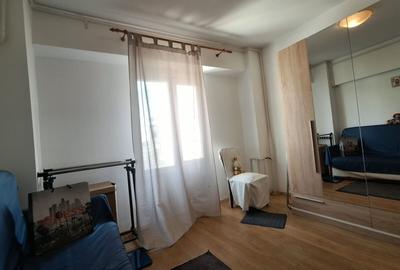 Apartament cu 3 camere decomandat, mobilat în P-ța Muncii - 7