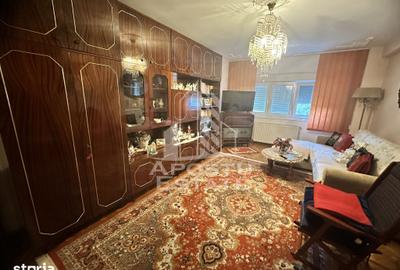 Apartament cu 3 camere în Girocului