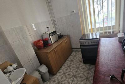Spațiu comercial, de 46 mp, în 1 Mai - 8