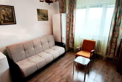 Garsonieră nedecomandată, mobilată în Soarelui