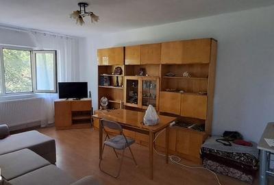 Apartament cu 2 camere decomandat în Central - 1