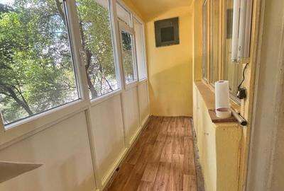 Apartament cu 3 camere semidecomandat în Berceni - 7