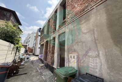 Casă individuală cu 10 camere cu Canalizare în Tineretului - 9