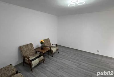 Casă cu 5 camere cu Teren 1347 Mp în Odaia Manolache - 1