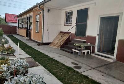Casă cu 3 camere în Exterior Vest