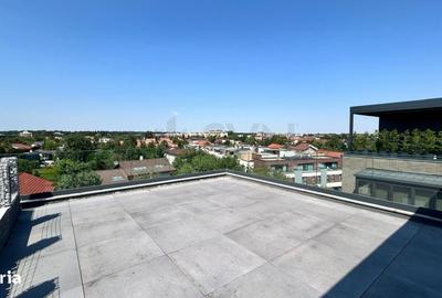 Apartament cu 4 camere, mobilat în Central