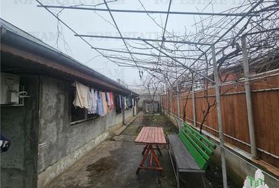 Casă individuală cu 3 camere cu Canalizare în Giurgiului - 6