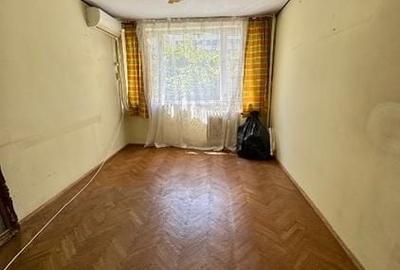 Apartament cu 3 camere decomandat în Colentina