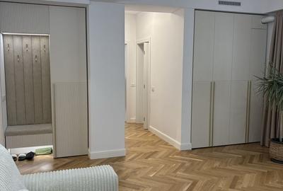 Apartament cu 4 camere decomandat în Popoveni - 2