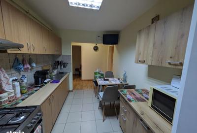 Apartament cu 3 camere în Central - 13