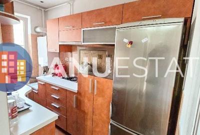 Apartament cu 3 camere decomandat, mobilat în Moșilor