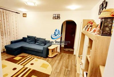 Apartament cu 3 camere semidecomandat în Dărmănești