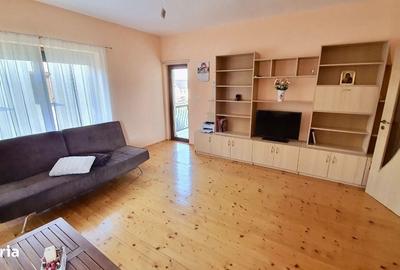 Apartament cu 3 camere decomandat în Braytim