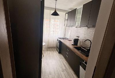Apartament cu 3 camere semidecomandat în Moșilor - 1