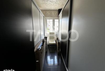 Apartament cu 4 camere decomandat în Ștrand
