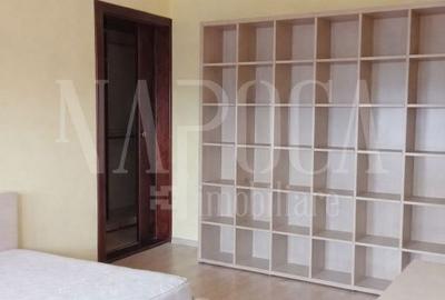 Apartament cu 3 camere în Decebal - 2