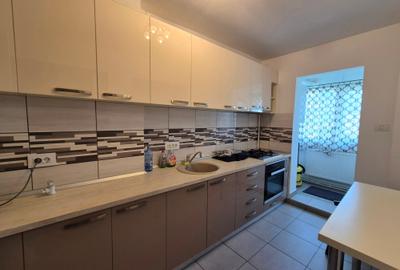 Apartament cu 3 camere decomandat în Circumvalațiunii - 25