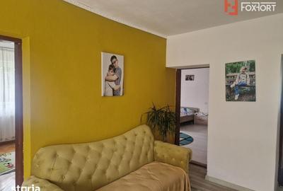 Casă cu 9 camere cu Teren 20 Mp în Moșnița Nouă