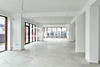 Spațiu comercial, de 156.41999816895 mp, în Sânpetru