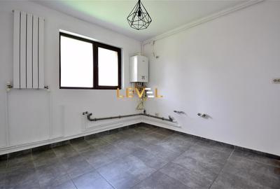 Duplex cu 3 camere cu Garaj în Central - 7