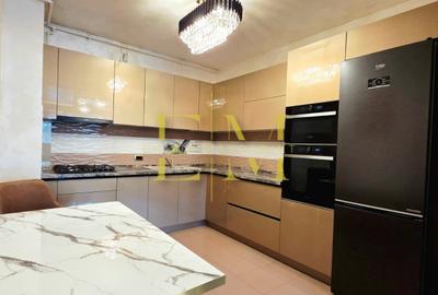 Apartament cu 2 camere decomandat în Tractorul - 5