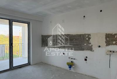 Apartament cu 4 camere decomandat în Ghiroda - 3