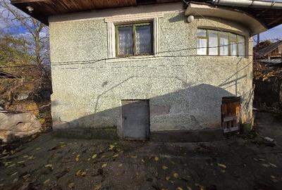 Casă cu Teren 900 Mp în Central - 8
