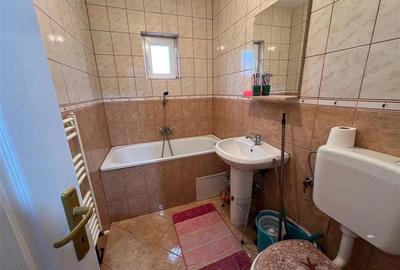 Apartament cu 3 camere decomandat, mobilat în Sângeorgiu de Mureș - 2