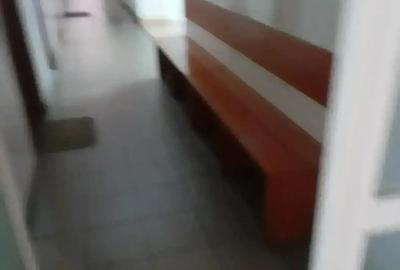 Spațiu comercial, de 13 mp, în Central - 4
