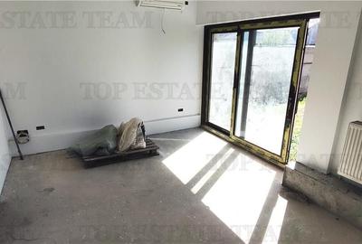 Casă cu 4 camere în Tamași
