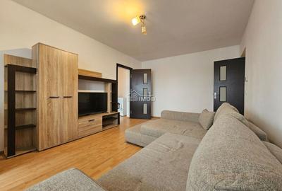 Apartament cu 2 camere semidecomandat, mobilat în Micro 9