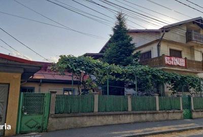 Casă cu 4 camere cu Teren 371 Mp în Andronache