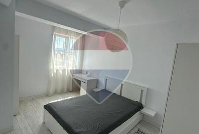 Apartament cu 2 camere semidecomandat în Valea Adâncă
