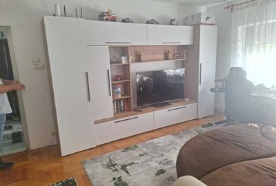 Apartament cu 2 camere decomandat în Exterior Vest