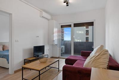 Apartament cu 2 camere semidecomandat, mobilat în UTA