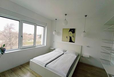 Apartament cu 3 camere decomandat, mobilat în Crișan - 17
