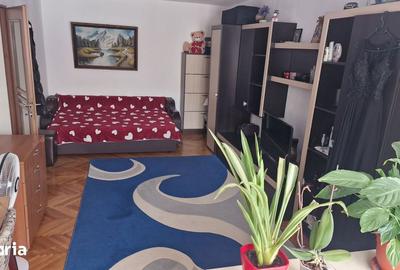 Apartament cu 2 camere decomandat în Central - 2