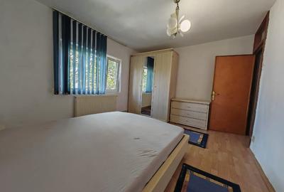 Apartament cu 2 camere decomandat, mobilat în Central