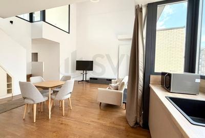 Apartament cu 4 camere semidecomandat în Pipera