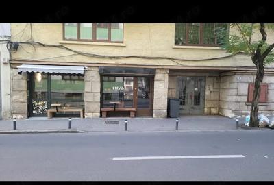 Spațiu comercial, de 23 mp, în Central