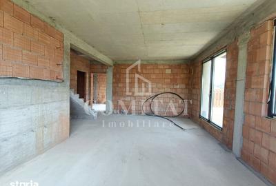 Casă cu 6 camere cu Teren 523 Mp în Ciurila