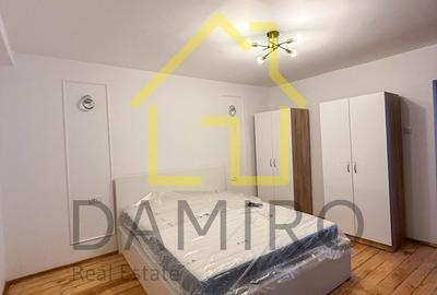 Apartament cu 3 camere în Centrul Civic